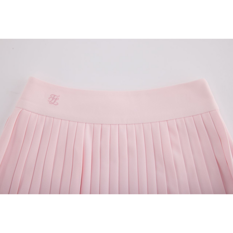 PERFORMANCE PLEATED SKIRT