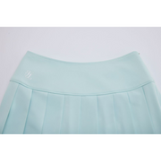 WIDE PERFORMANCE PLEATED SKIRT