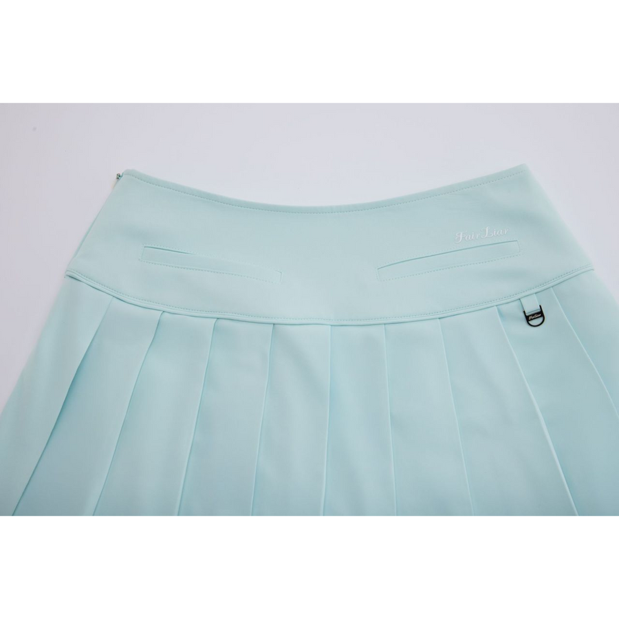 WIDE PERFORMANCE PLEATED SKIRT