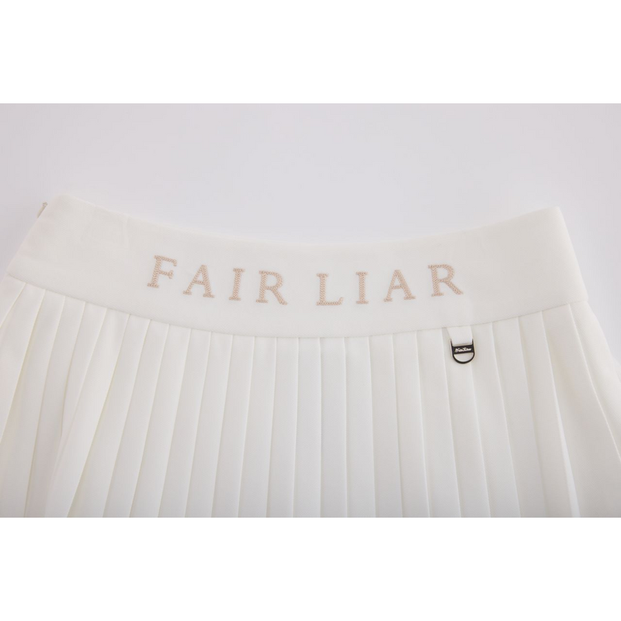 PERFORMANCE PLEATED SKIRT