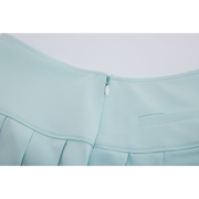 WIDE PERFORMANCE PLEATED SKIRT