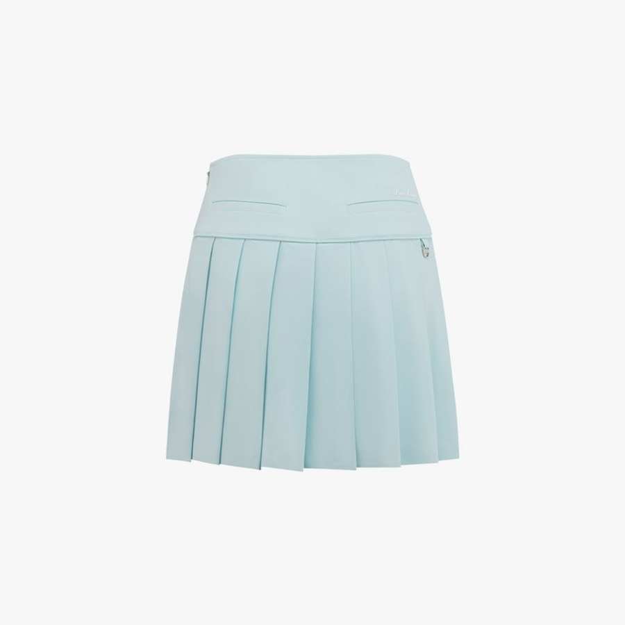 WIDE PERFORMANCE PLEATED SKIRT