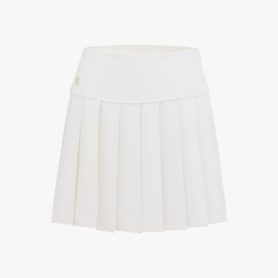 WIDE PERFORMANCE PLEATED SKIRT