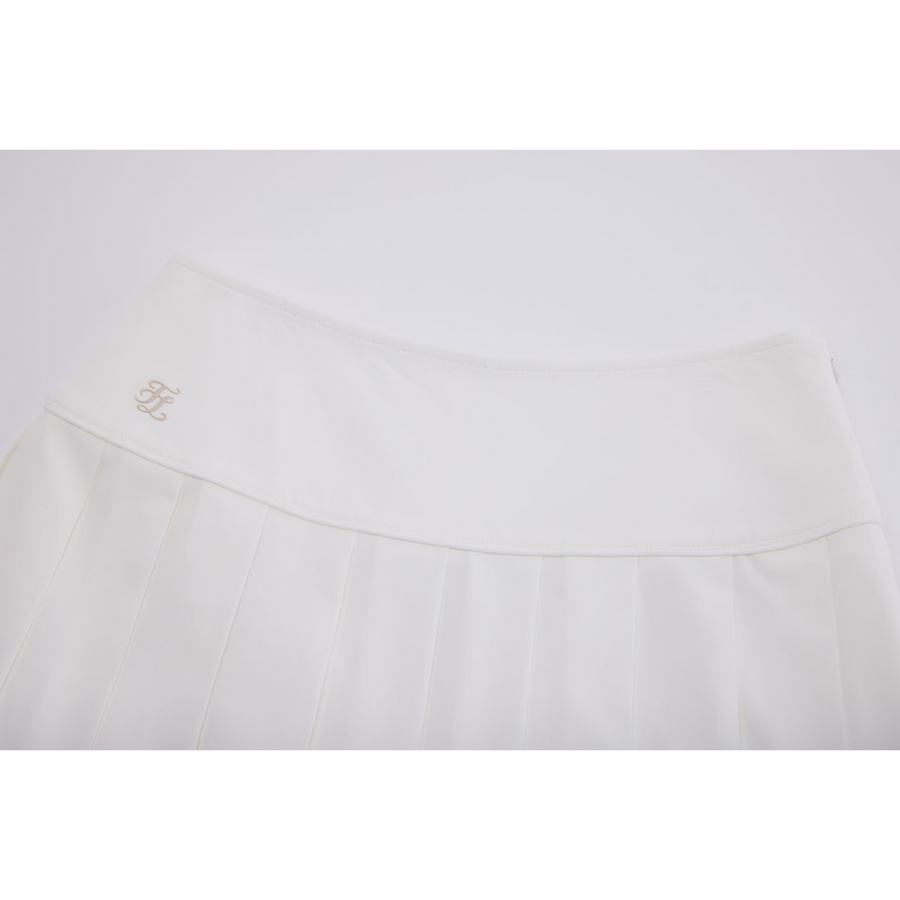 WIDE PERFORMANCE PLEATED SKIRT