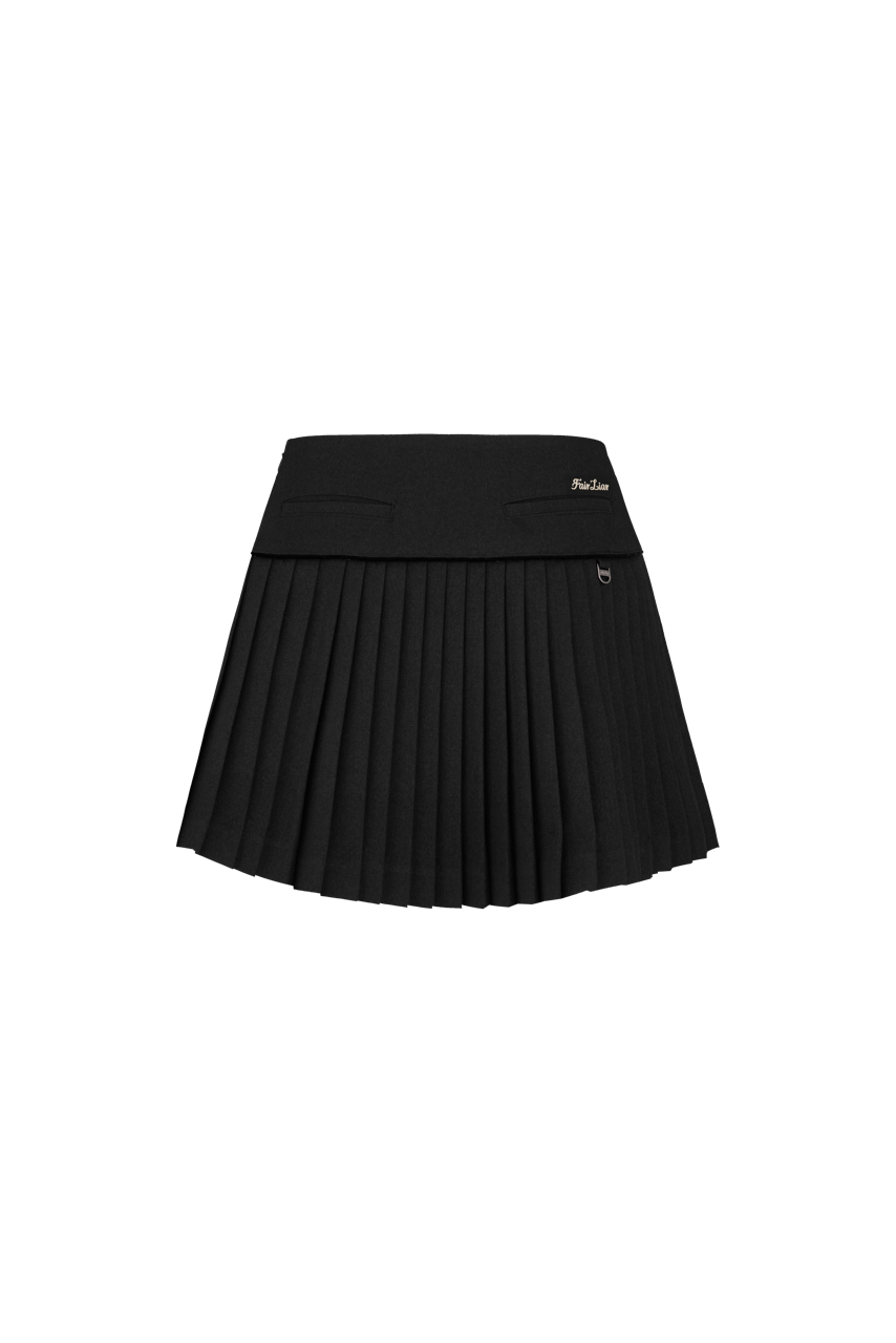 PEARL LOGO FLARED PLEATS SKIRT
