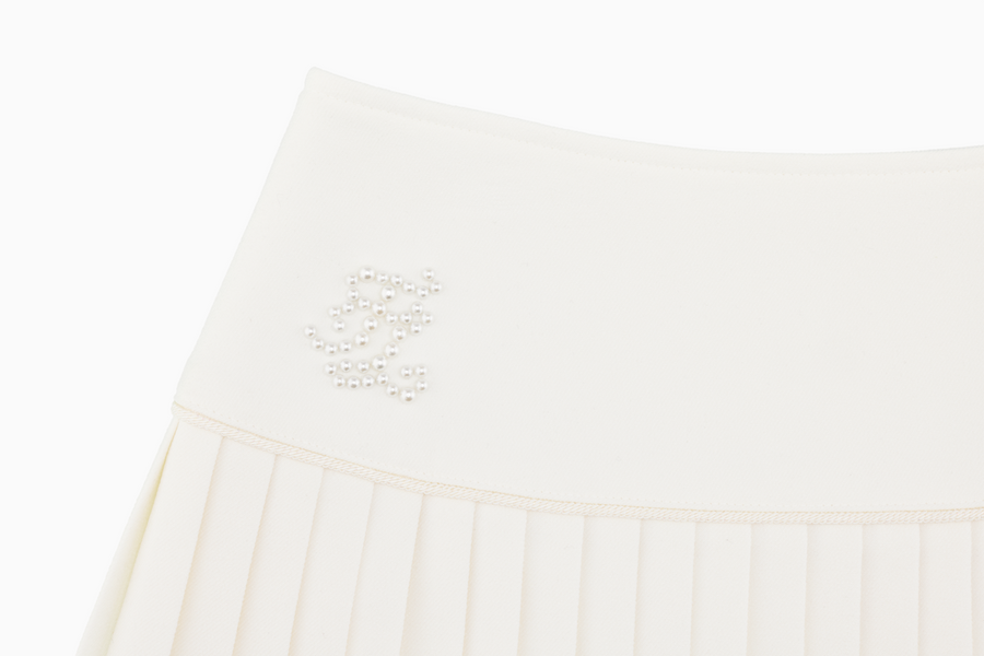 PEARL LOGO FLARED PLEATS SKIRT