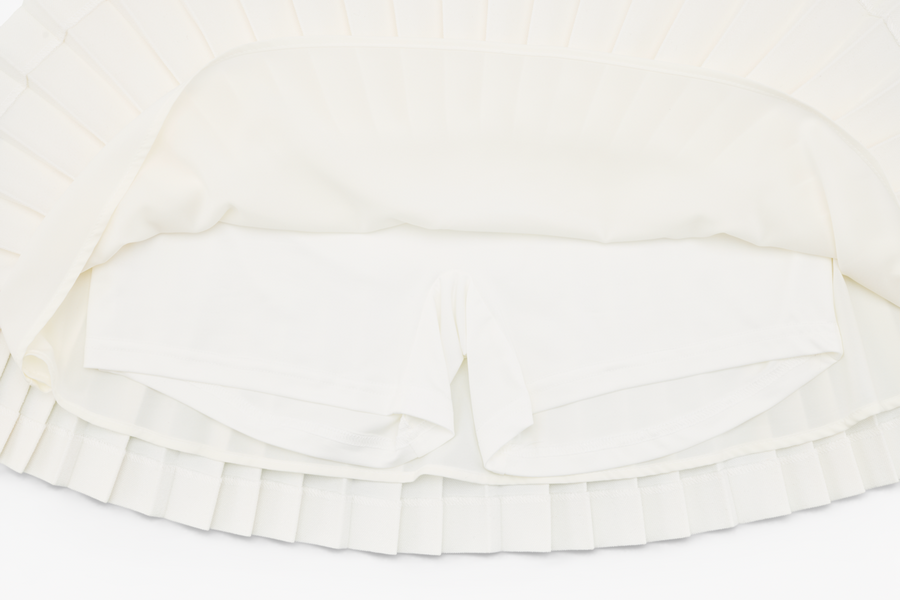 PEARL LOGO FLARED PLEATS SKIRT