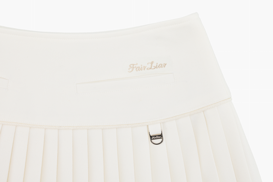 PEARL LOGO FLARED PLEATS SKIRT