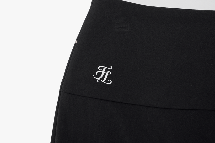 CUT SLIM FIT SKIRT