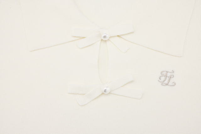 FLAT COLLAR OPEN POINTED KNIT