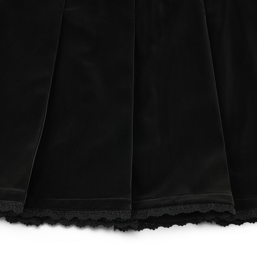 GLOSSY LACE PLEATED SKIRT