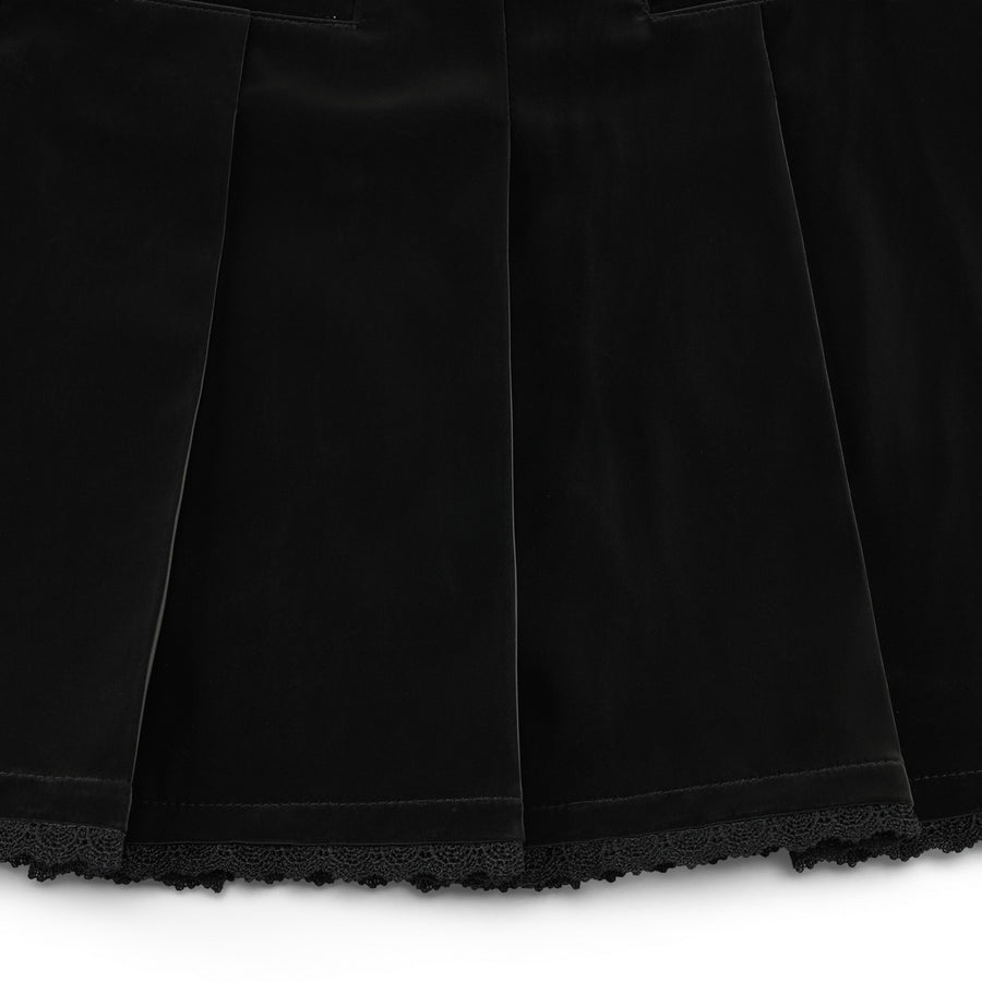 GLOSSY LACE PLEATED SKIRT