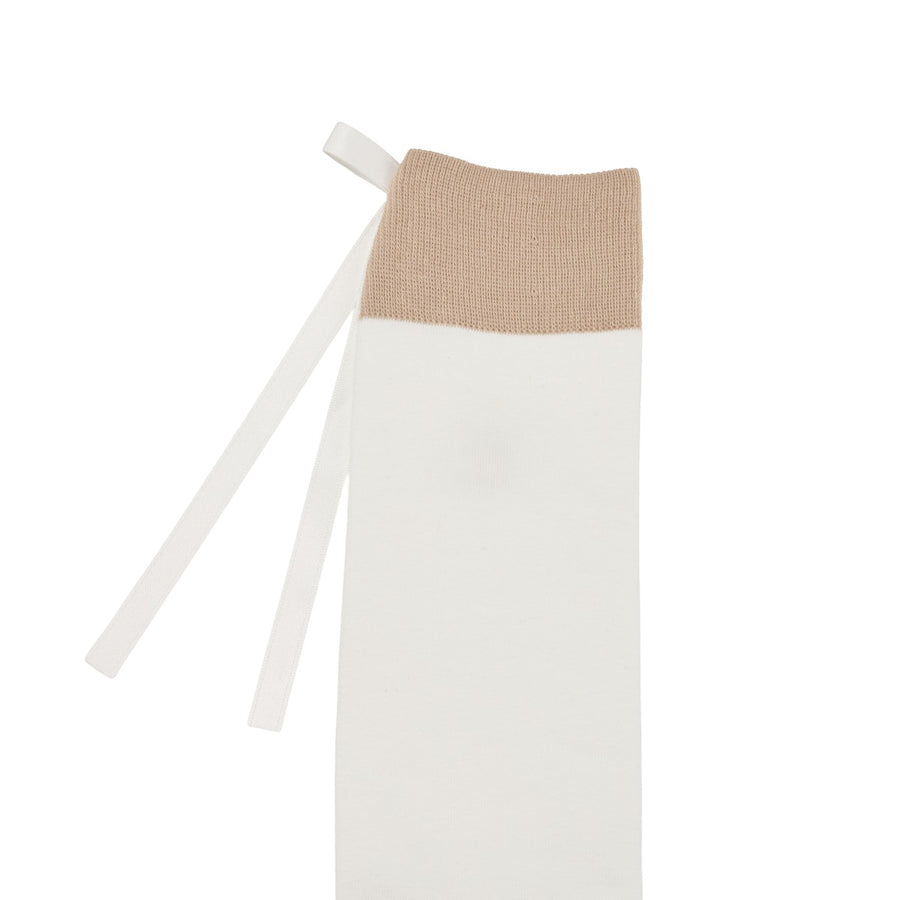RIBBON ACCENT KNEE-HIGH SOCKS