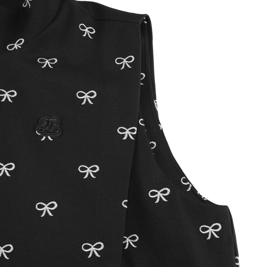 PIN-TUCK CROPPED VEST