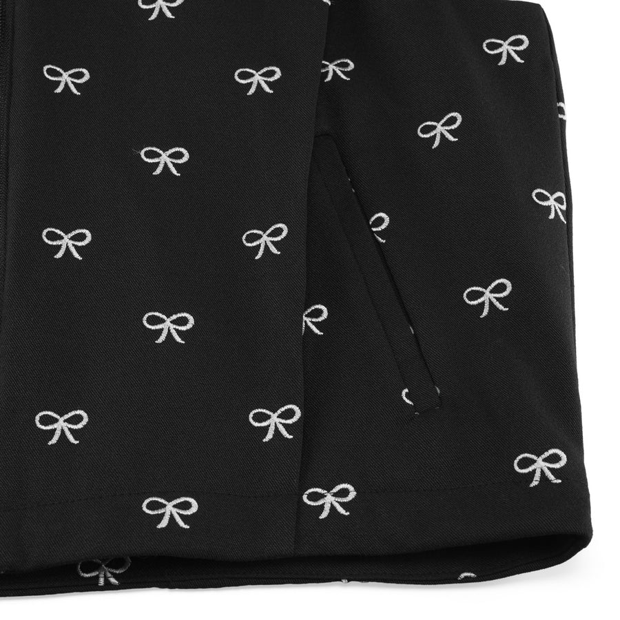 PIN-TUCK CROPPED VEST