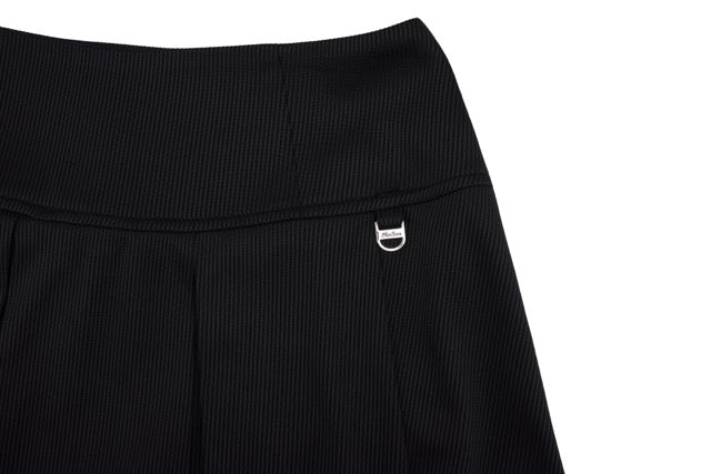 RIB BACK PLEATED SKIRT
