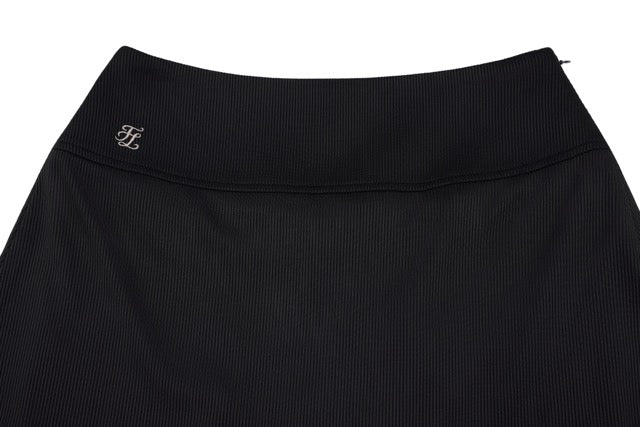 RIB BACK PLEATED SKIRT