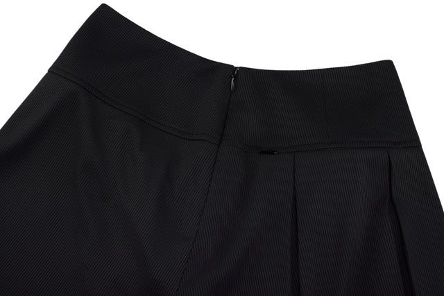 RIB BACK PLEATED SKIRT