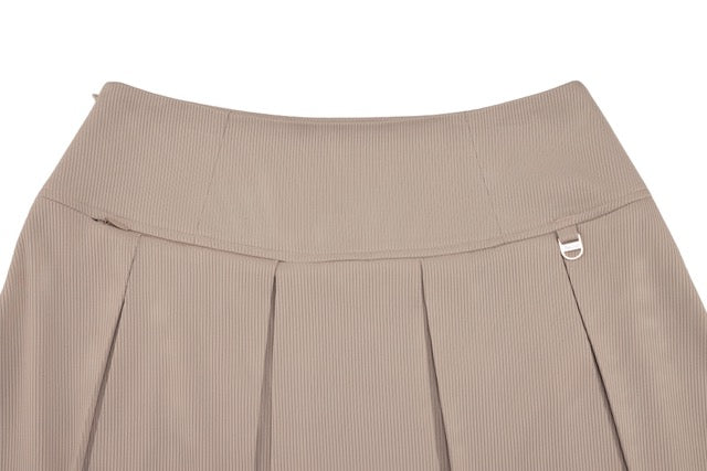 RIB BACK PLEATED SKIRT