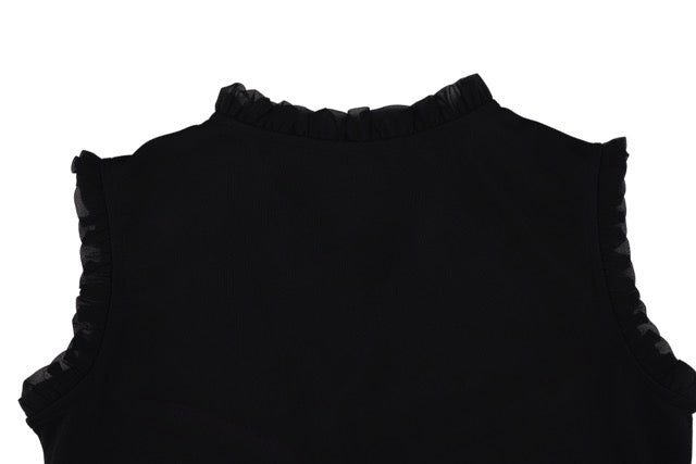 FRILL V-NECK SLEEVELESS T-SHIRT