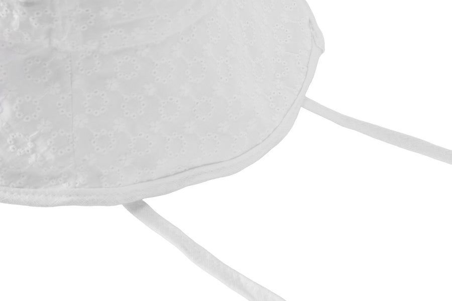 LACE EYELET BUCKET HAT