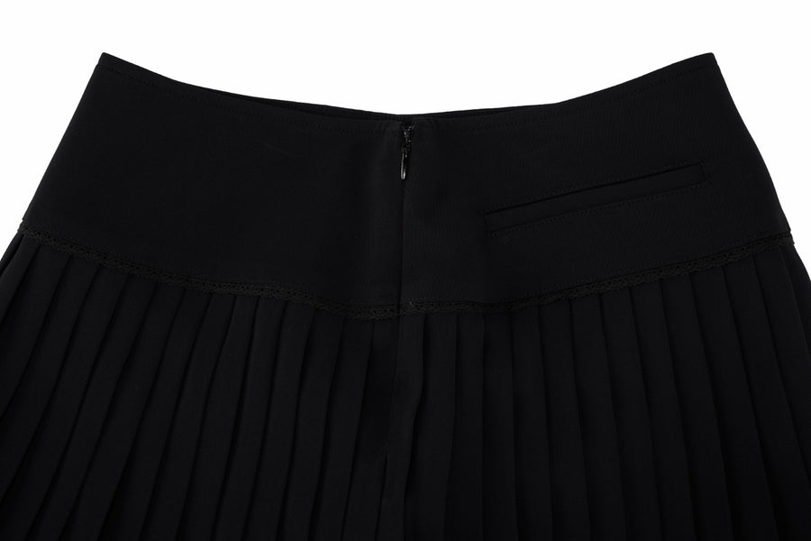 CROCHET FLARE PLEATED SKIRT