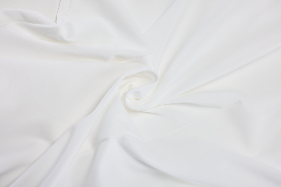 LUCÉ HALTER SLEEVELESS T-SHIRT