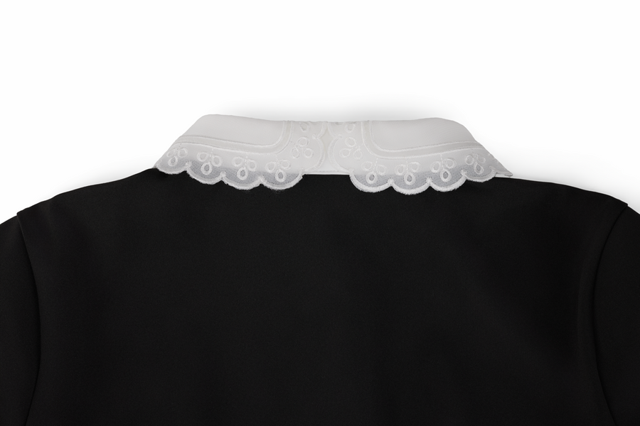 EYELET LACE COLLAR T-SHIRT