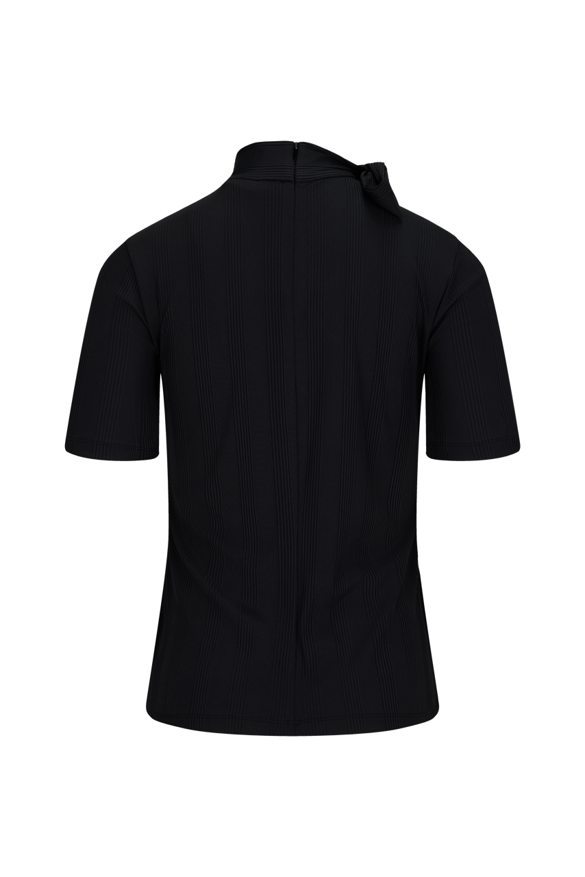 RIBBON HIGH NECK SEVEN-BUTTON T-SHIRT